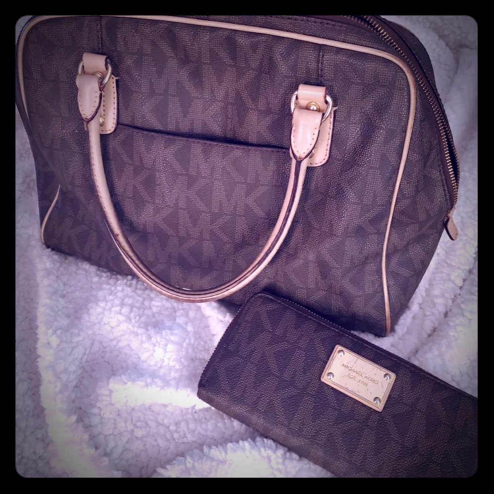 Michael Kors Handbag and Wallet